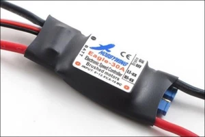 Hobbywing Eagle Brushed Regler 30A - 80050010 - Bild 1 von 1