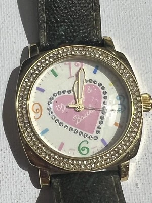 RELÓGIO DE PULSO FEMININO DOONEY & BOURKE WR 100 PÉS CORAÇÃO ROSA STRASS usado marrom - Imagem 1 de 4