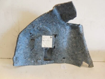 04-10 BMW E60 530i 550i Sedán Trasero Lado Derecho Maletero Aislamiento acústico Acolchado Foto 1 de 4