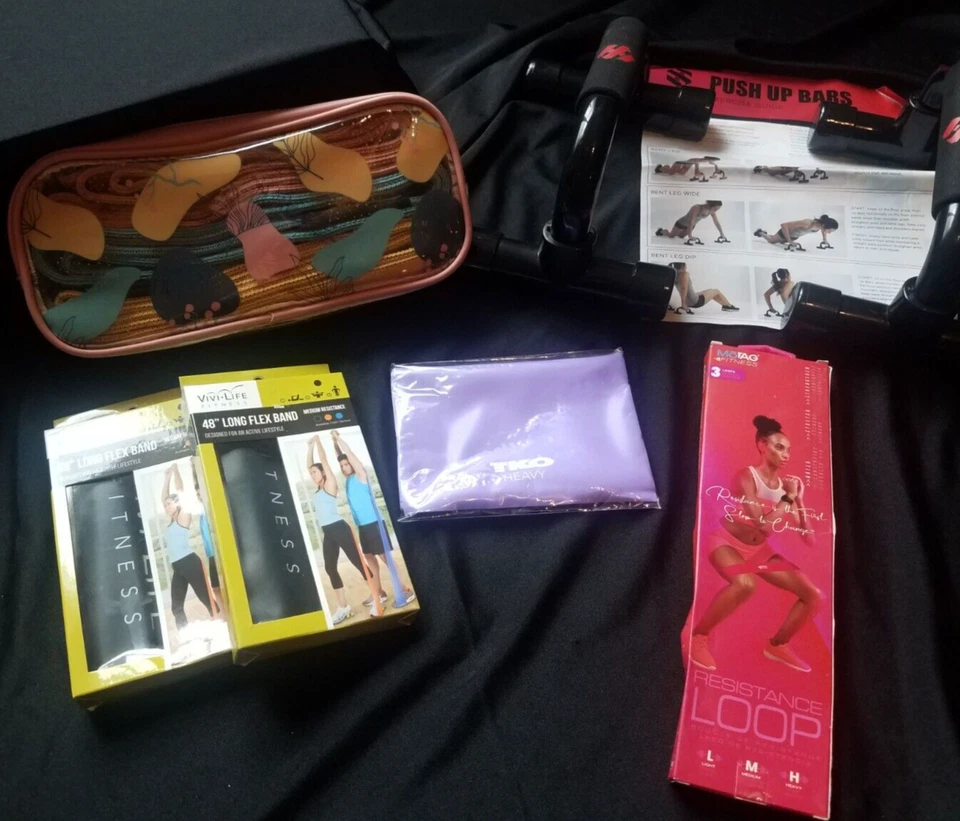  (LOT) Working Out Exercise Push up Bars set- Resistance Bands C & C California  - Image 1 of 4