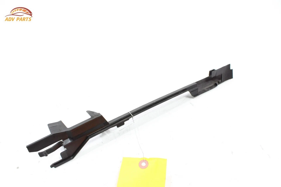 2015 - 2021 VOLKSWAGEN GOLF RADIATOR RIGHT AIR DEFLECTOR BAFFLE SEAL STRIP OEM - Image 1 of 4