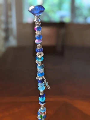 Estacas de jardín con cuentas de 21", parasol, varilla de acero inoxidable y cuentas de vidrio Foto 1 de 4