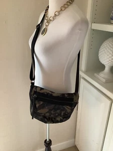 Lululemon Festival Bag II *5L Woodland Camo Gator Green Dark Olive NWOT, Rare - Picture 1 of 10