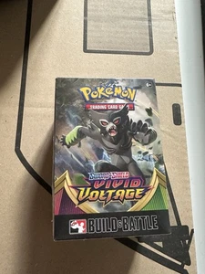 Pokemon TCG: Sword and Shield Vivid Voltage Build and Battle Box Englisch - Bild 1 von 1