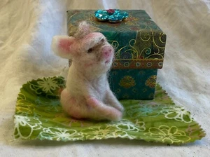 baby pig in punch studio Jeweled box 67221 - Picture 1 of 7