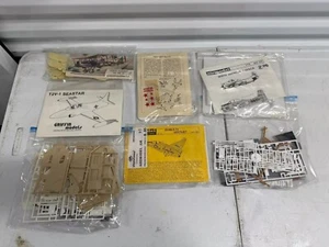 Vintage Lot Of Models & Decals JAK-3 STAVEBNICE 1/72 SMER Plastic Model Kit - Picture 1 of 18
