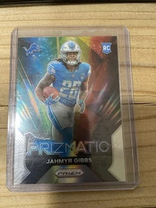2023 Panini Prizm - Prizmatic Jahmyr Gibbs #20 Silver Prizm (RC) - Bild 1 von 2