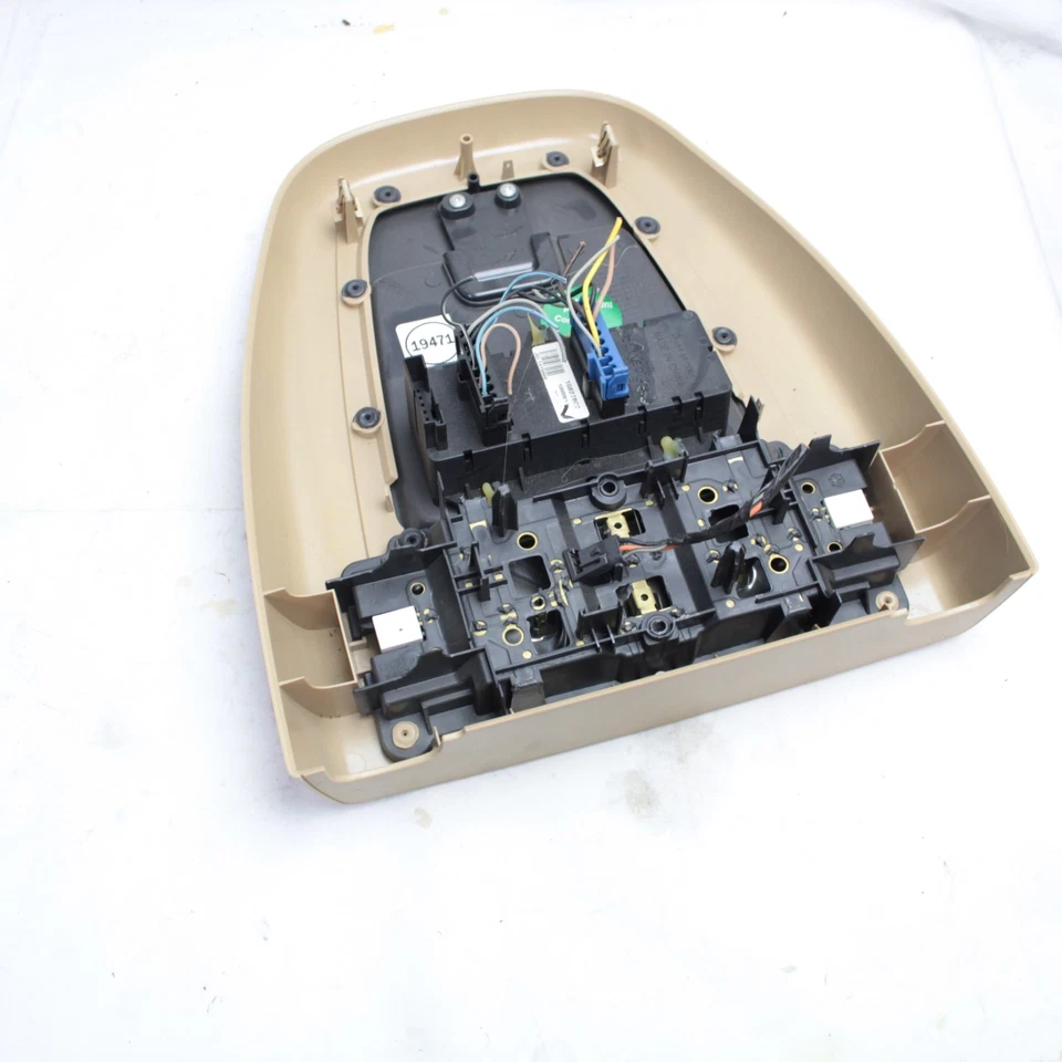 Luz trasera lateral derecha Isuzu Axiom 2002-2004 pasajero OEM millas Foto 1 de 1