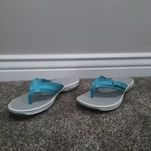 Größe 9 Clarks Breeze Sea Aqua Damen-Slipper aus Synthetik Flip-Flop Sandalen - Bild 1 von 8