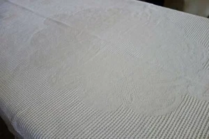 French Estate - Vintage Fringed Woven Jacquard Bedspread 76x85 White Italy - Picture 1 of 1