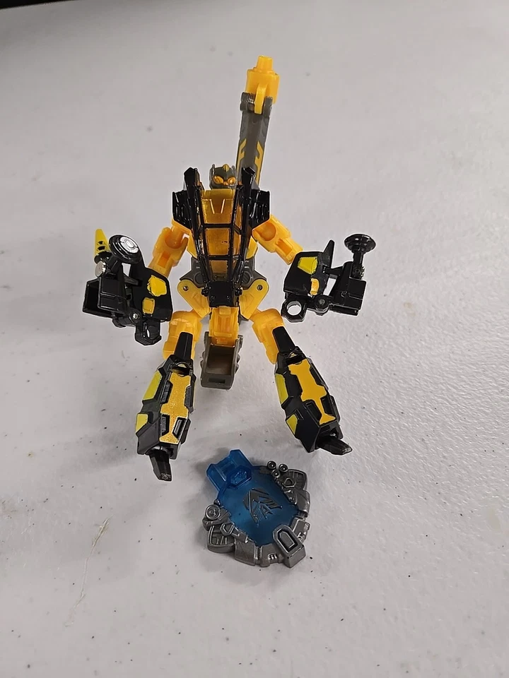 Scrapmetal Yellow Transformers Cybertron Scout Class 2006 Complete W/ Cyberkey - Image 1 of 1