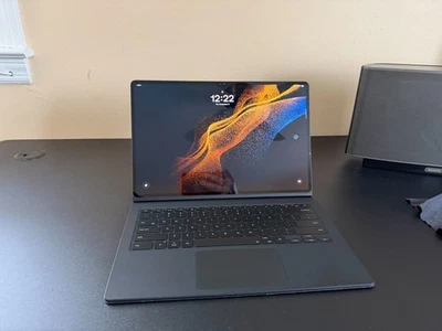 Samsung Galaxy Tab S8 Ultra con Teclado Estuche Paquete 128 GB, Wi-Fi, 14.6 Usado Foto 1 de 4