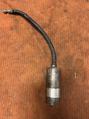 Depósito de amortiguador trasero y manguera Resi Yamaha Warrior 350 YFM350x o Tri-z 250 Ytz250 Foto 1 de 4