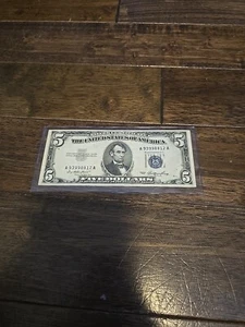 💵1953 $5 Silver Certificate Blue Seal Note UNC 💵 - Picture 1 of 8