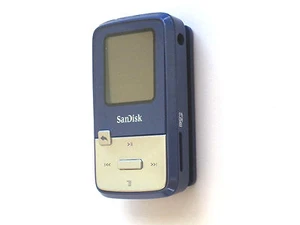 SanDisk Sansa Clip Zip 4GB Rockbox SDMX22 FM MP3 Player Installed Dual Boot - Picture 1 of 6
