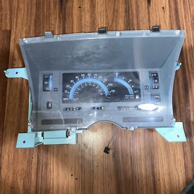 Cuadro de instrumentos velocímetro medidores Chevy S10 Blazer 88-94 GMC S15 Jimmy automático Foto 1 de 2