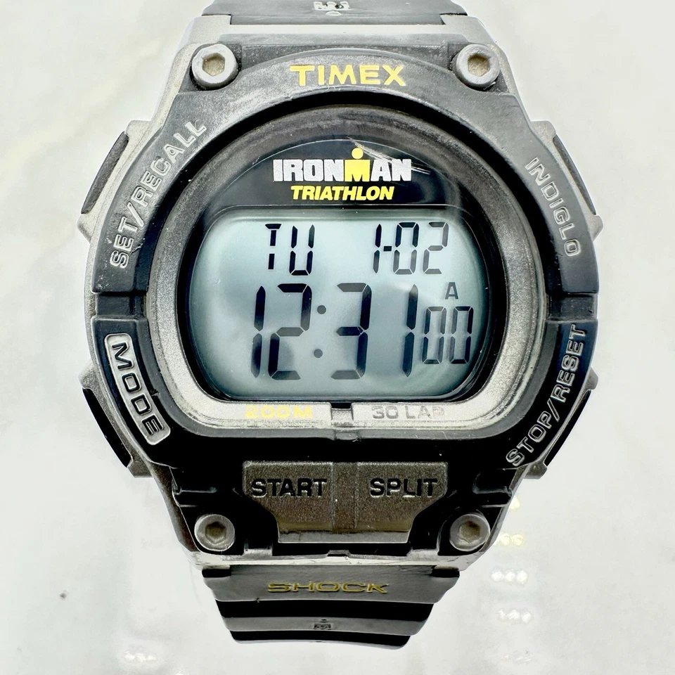 Reloj Digital Timex Ironman Triatlón Amortiguador Negro 200M Temporizador 30 Vueltas, Batería Nueva Foto 1 de 4