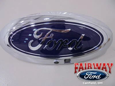 23 a 26 Super Duty OEM Ford cromo parrilla delantera emblema con cámara PC3Z-8213-D Foto 1 de 4