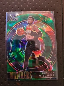 2020-21 Panini Zahlen auswählen Donovan Mitchell grün rissiges Eis #9 Utah Jazz - Bild 1 von 2