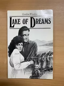 RARE 1993 1ST EDITION GORDON WEEDON "LAKE OF DREAMS" WW2 FICTION PB BOOK (P3) - Imagen 1 de 11