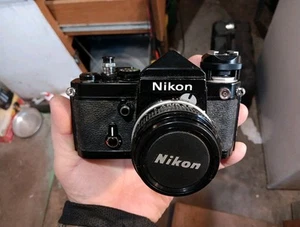 Fotocamera Nikon 35 mm vintage e obiettivo Nikon Nikkor 50 mm 1:2 3210117 non testata - Foto 1 di 20