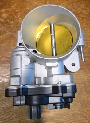 Carrocería del acelerador 1257080 1267952 - 2003 - 2007 Chevrolet Silverado Tahoe GMC Foto 1 de 4