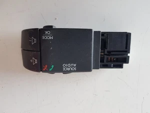 255522448r COMANDO AL VOLANTE MULTIFUNZIONE RENAULT CLIO ANNO 2012 - Imagen 1 de 6