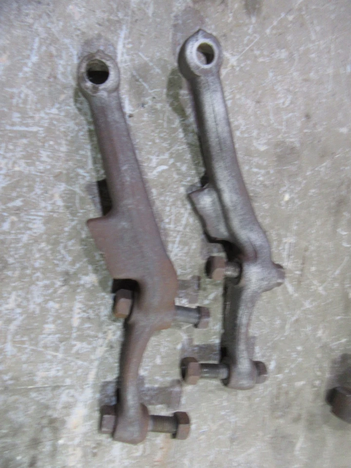 Chevrolet Belair 210 150 1955-1957 coche dirección delantera husillo brazos suspensión Foto 1 de 2