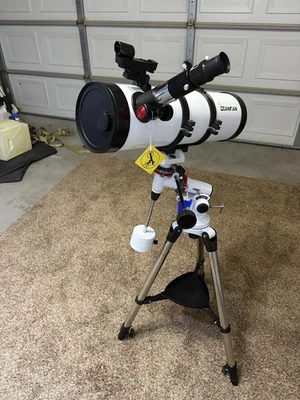 Dianfan Astronomical 150EQ Reflector Professional Manual Equatorial Telescope - Image 1 of 4