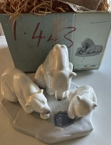 Lladro "Bearly Love" 1443 Polar Bear Family Figurine 1984 Retired W/ Box - Picture 1 of 11
