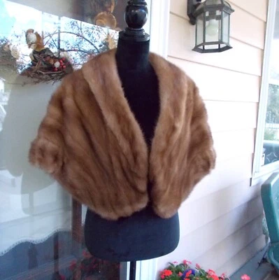 Vintage Golden Brown Mink Fur Stole Cape W/ Ruffled Edge in Back M/L/XL Lovely - Image 1 of 4
