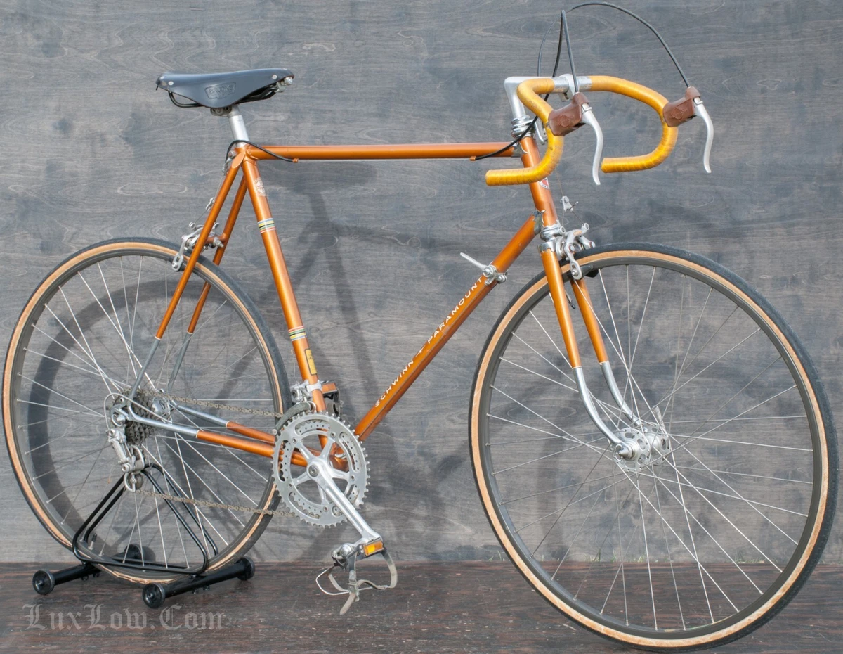 ヴィンテージSCHWINN Men's Bicentennial Schwinn Varsity 10 Speed Bike Bicycle 1976