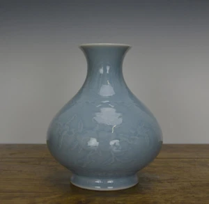 Chinese Longevity Sky Blue Glazed Fish Basket Porcelain Vase - Picture 1 of 7