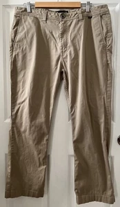 Travis Mathew Golf High Rise Outdoor Pants Mens Sz 36 Inseam 26.5 Beige Stretch - Picture 1 of 24