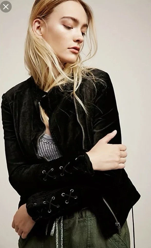 Free People 黑色天鹅绒摩托女式夹克,尺寸 M,Grunge Goth — 第 1/4 张图片