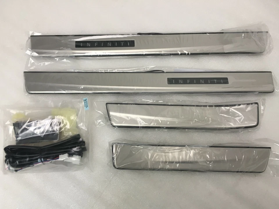 Infiniti q70 M56 2011 2012 2013 2014 2015 2016 placa de retroceso iluminada  Foto 1 de 3