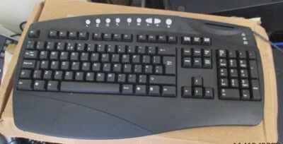 Chicony UK Keyboard USB Model KUS0103 inc card reader. - Image 1 of 4