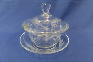 Deckelschale mit Untertasse, Konfitüre, geschliffenes Glas - Bild 1 von 2