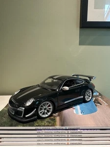 1:18 Porsche 911 GT3 RS 4.0 997 Black Maisto - Picture 1 of 8