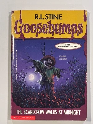 Goosebumps The Scarecrow Walks At Midnight (#20) by R L Stine (1994) NO BOOKMARK - Image 1 of 4