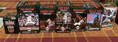 Titular de boletos de la temporada 2011 de los Gigantes de San Francisco Bobblehead Give Away nuevo en caja sin abrir Foto 1 de 4