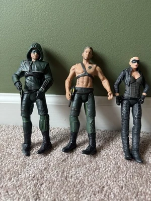 DC Collectibles CW TV Arrow - Green Arrow, Oliver Queen,  Black Canary Loose Fig - Image 1 of 4