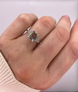 ANELLO ORO BIANCO 18kt. CON DIAMANTI NATURALI ed ACQUAMARINA NATURALE - Imagen 1 de 5
