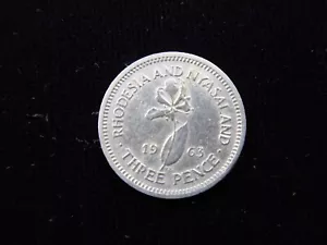Rhodesia & Nyasaland 3 Pence 1963 Zimbabwe Malawi Elizabeth II h7478 Coin - Picture 1 of 2