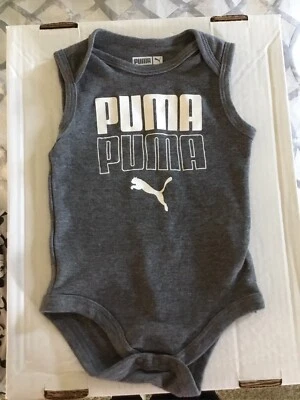 Cierre a presión Baby Puma gris de una pieza 6-9 meses nuevo sin etiquetas Foto 1 de 3