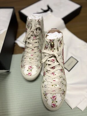 Nuevo GUCCI Mujeres Major 'Blind for Love' Estampado Floral Zapatillas Altas 38 Foto 1 de 4