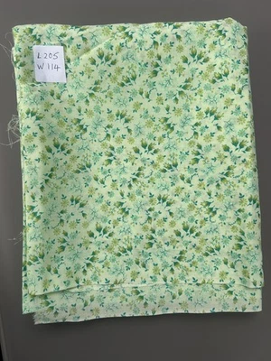 FABRIC COTTON GREEN Floral Ditsy Patterned Patchwork 205x114 Remnant Offcut - Image 1 of 4