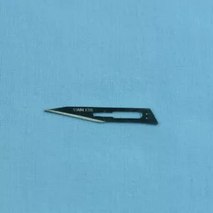 # 11 EDELSTAHL SKALPELLKLINGE / STERIL (ANZAHL 10) - Bild 1 von 1