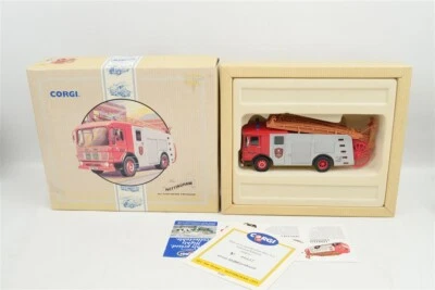 1992 Corgi Diecast Nottingham AEC Pump Escape Fire Engine Truck 97355 NMIB - Image 1 of 4