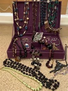 Jewllery Box & Contents (necklaces/bracelets/earrings)used items - Picture 1 of 7